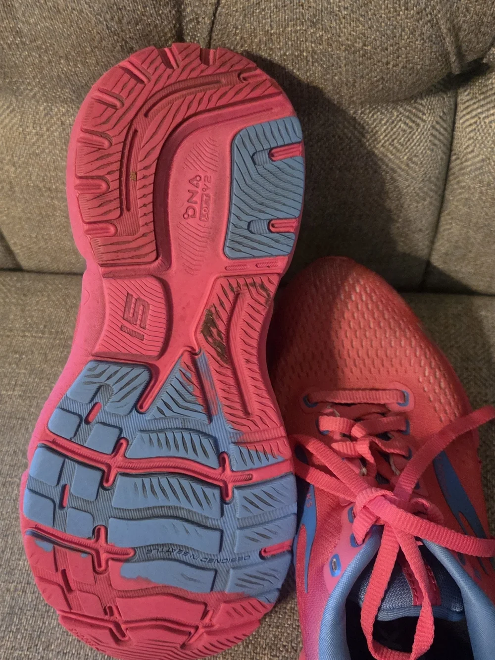 Brooks Women's Pink and Blue Running Sneakers